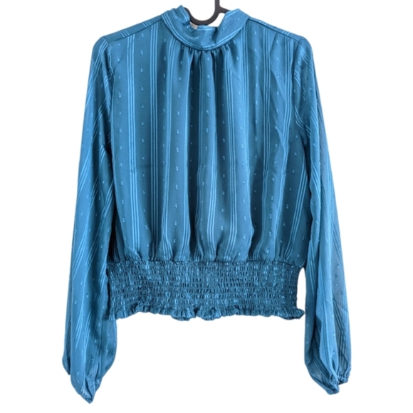 FRANCESCA'S COLLECTIONS Lauren Smocked Open Back Teal Blouse Size Medium - Picture 4 of 13